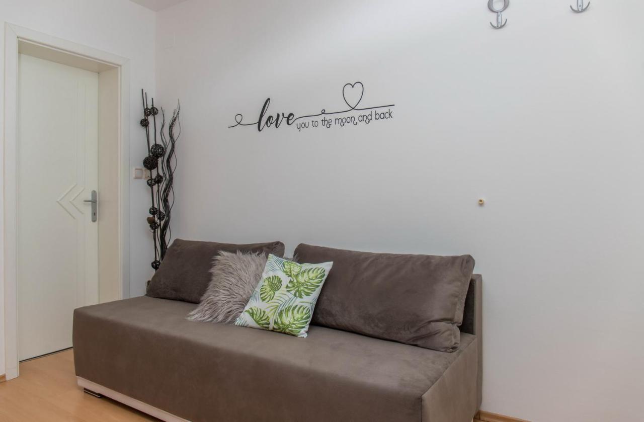 Apartments Zorica Dramalj Buitenkant foto