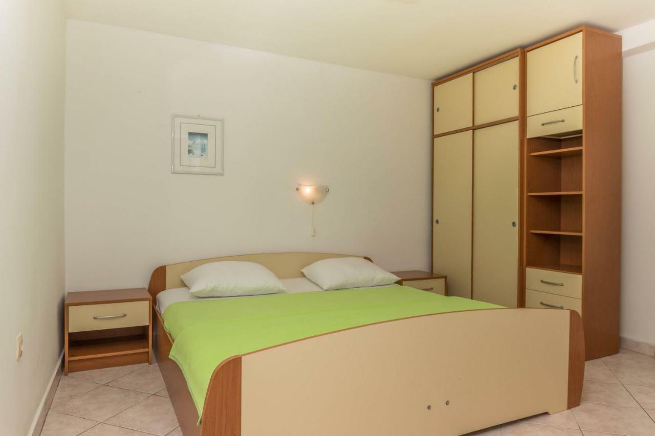 Apartments Zorica Dramalj Buitenkant foto
