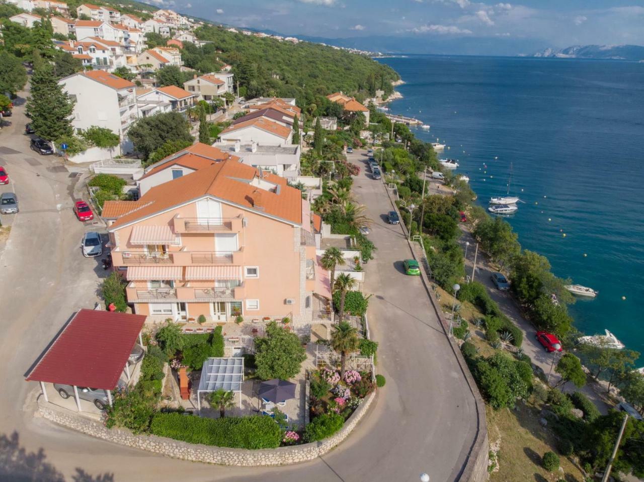 Apartments Zorica Dramalj Buitenkant foto