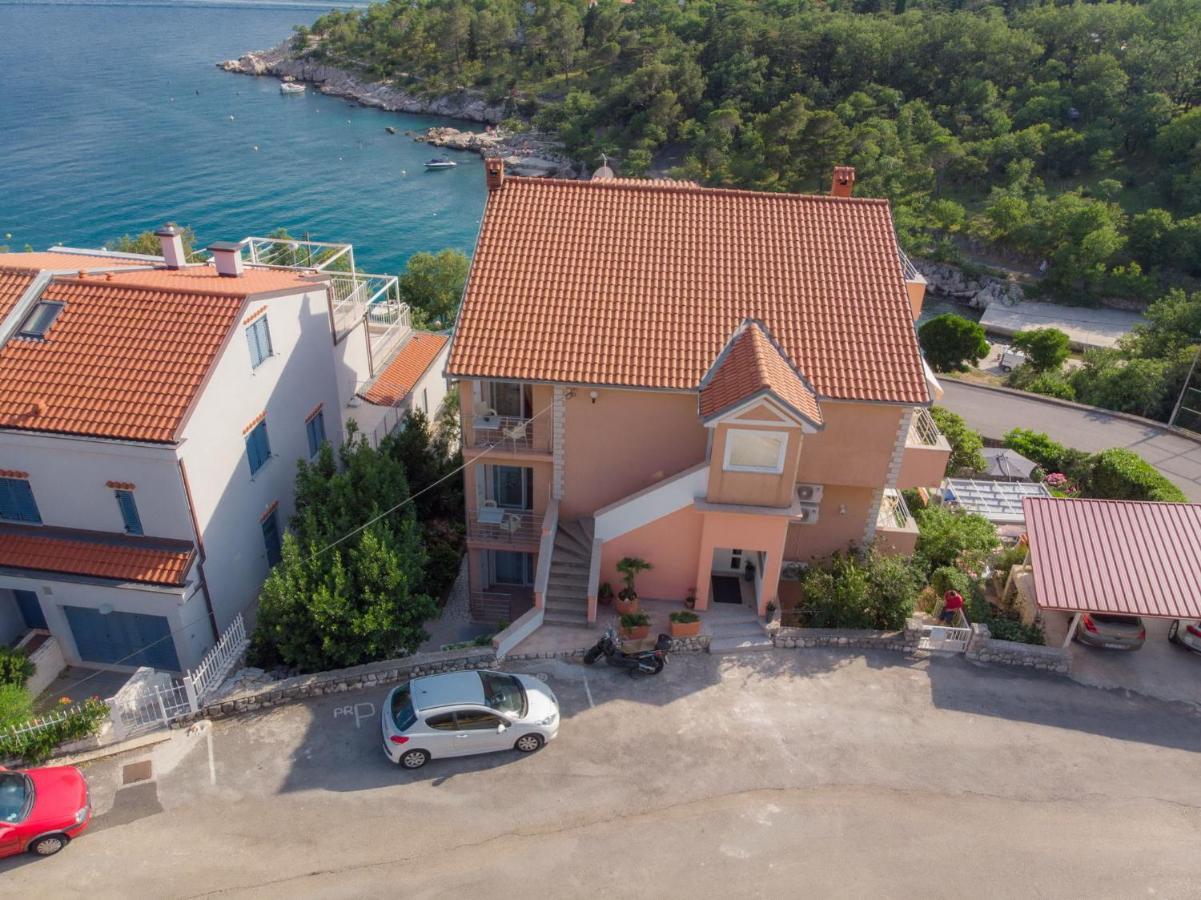 Apartments Zorica Dramalj Buitenkant foto